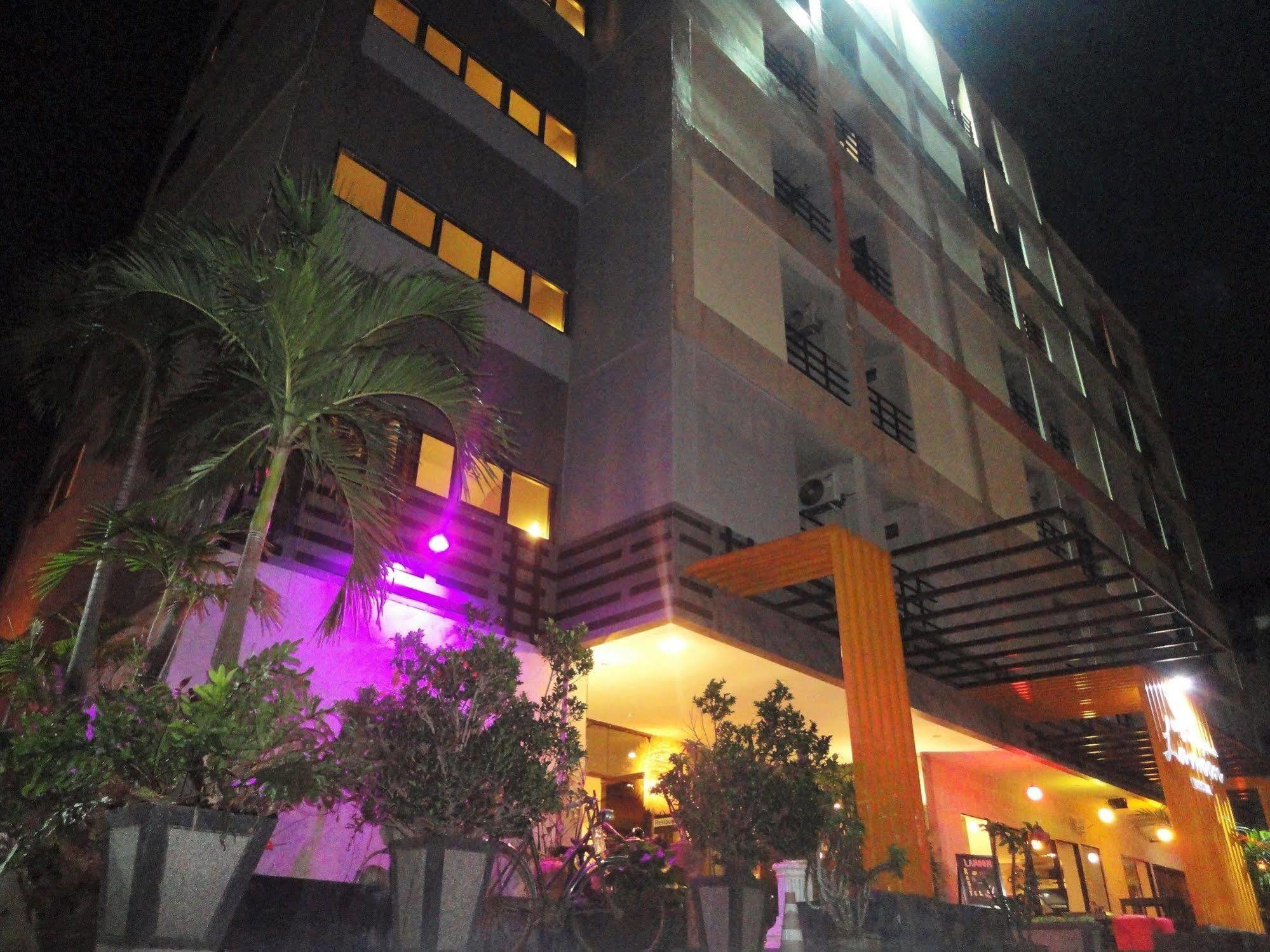 فندق لامون آت فوكيت Phuket المظهر الخارجي الصورة